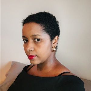 Meet your Posher, Joselyne